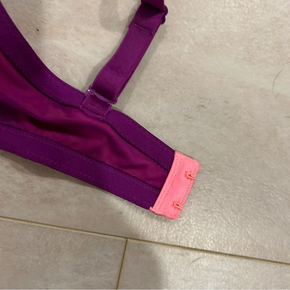 Victoria’s Secret Women's Purple Bra size 36D